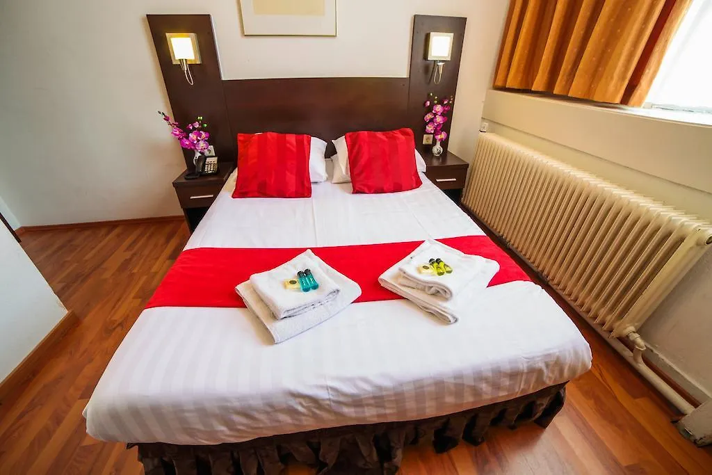 Hotel Falcon Plaza Centre Amsterdam 3*,